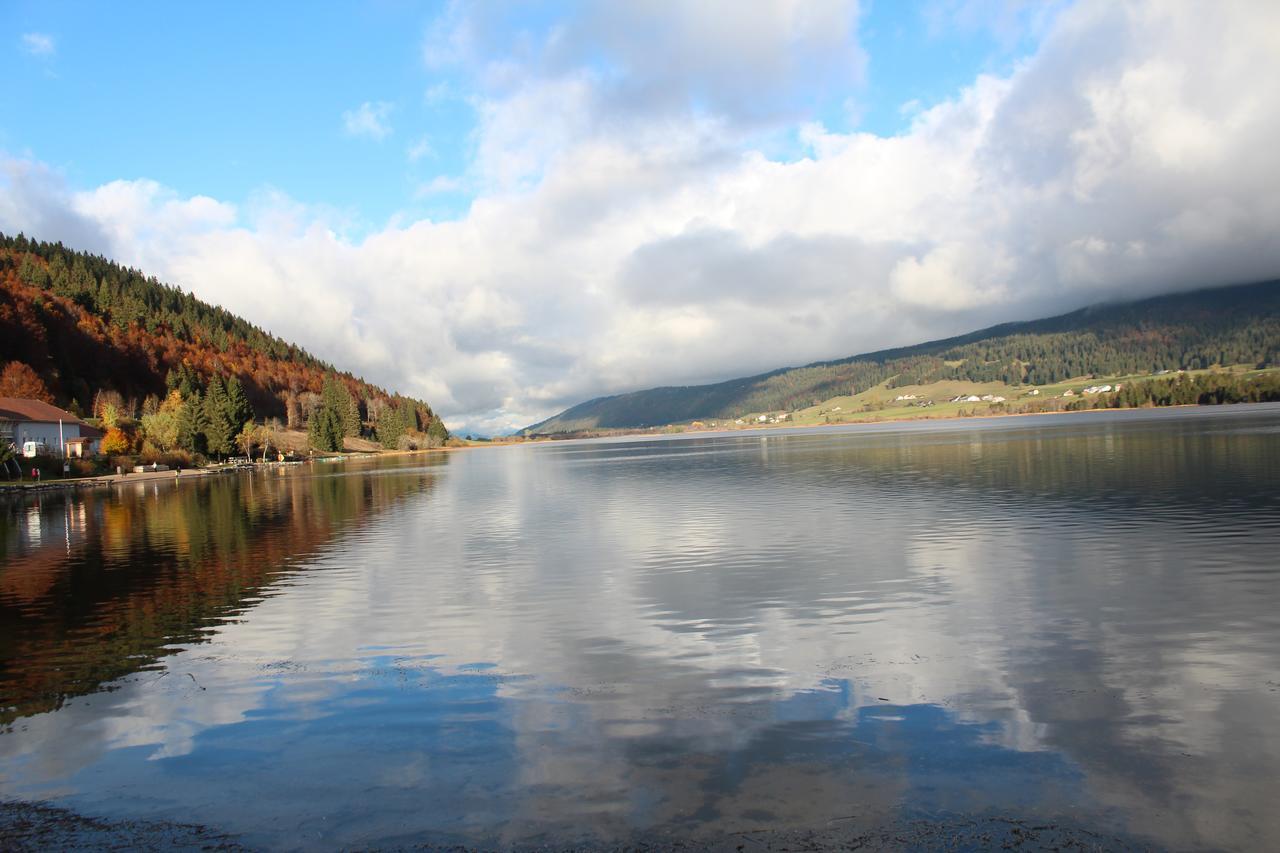 La Maison Du Lac Chalain Дусье Экстерьер фото